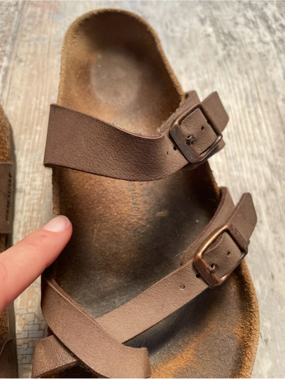 GUC Genuine Birkenstock Strappy Sandals - Picture 4 of 7